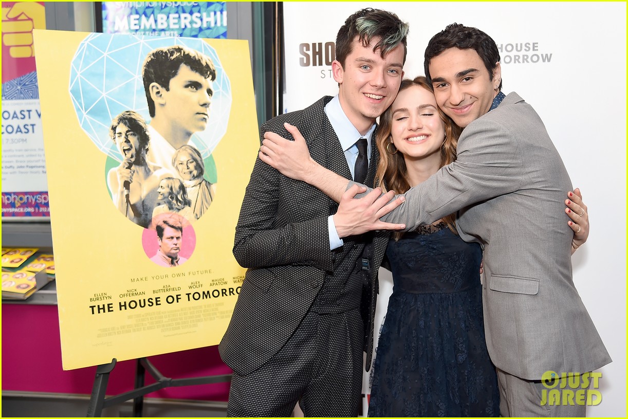 jalex woff asa butterfield premiere house of tomorrow nyc 07