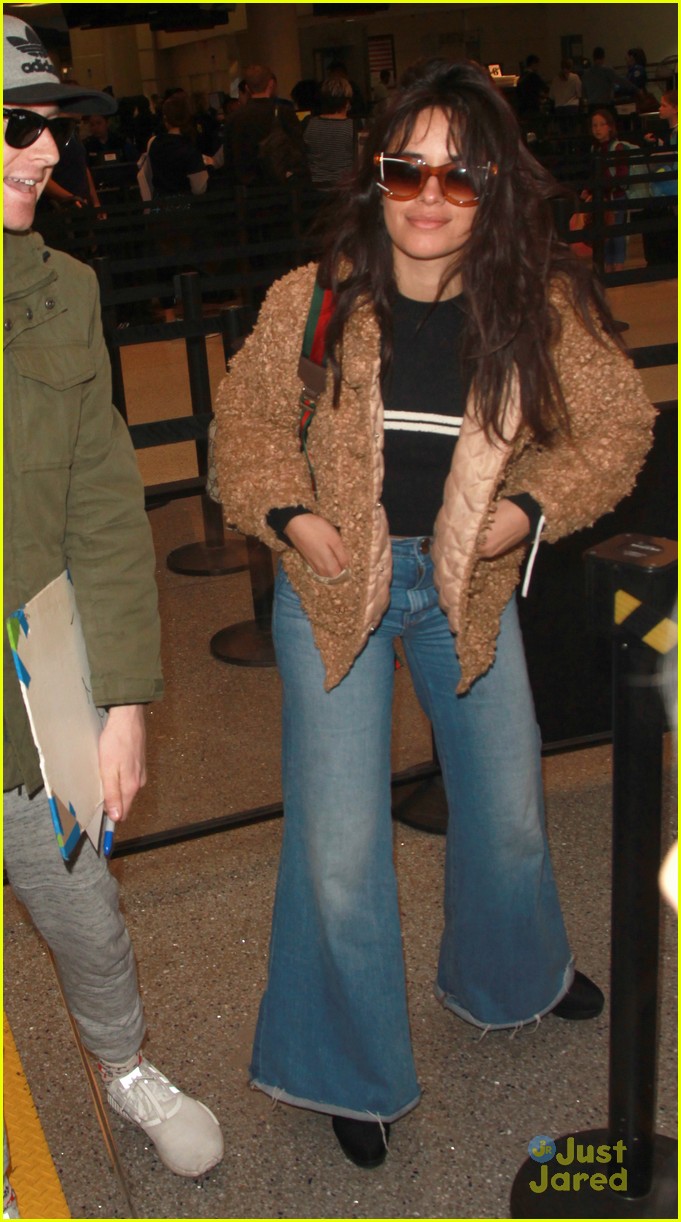 Full Sized Photo of camila cabello lax flight bbma thanks 05 | Camila