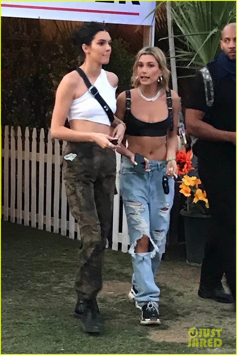 Kendall Jenner & Hailey Baldwin Wear Crop Tops at Coachella Photo 1153816 Photo Gallery