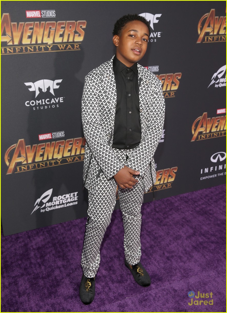 Navia Robinson, Sky Katz & 'Raven's Home' Cast Hit 'Avengers Infinity