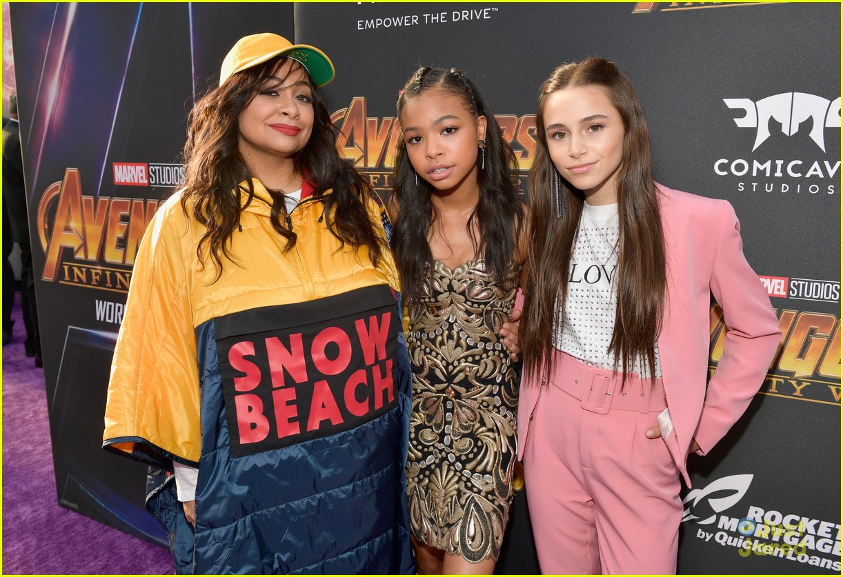 Navia Robinson Sky Katz And Raven S Home Cast Hit Avengers Infinity War Premiere Photo