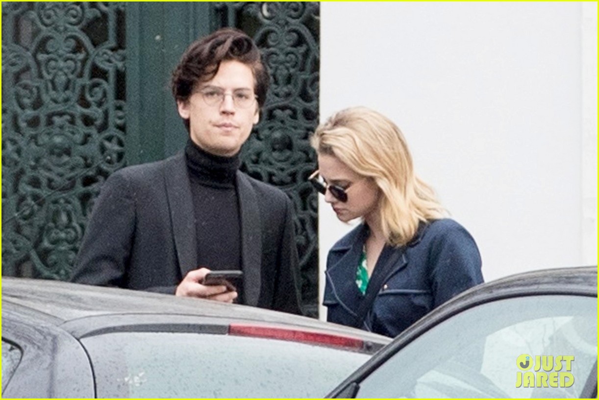 Full Sized Photo Of Cole Sprouse Lili Reinhart Spotted Kissing In Paris 15 Cole Sprouse And Lili 