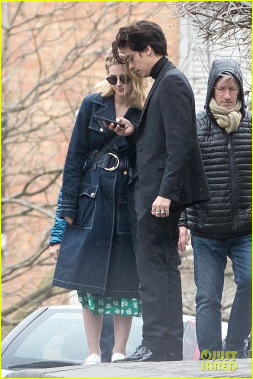 Cole Sprouse And Lili Reinhart Seal It With A Kiss In Paris Photo 1151897 Photo Gallery 