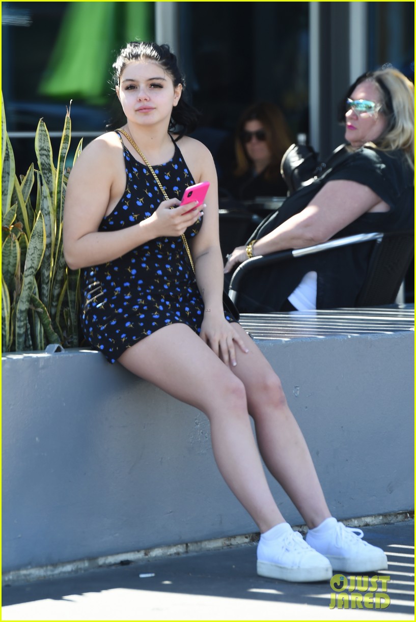 Ariel Winter Runs Errands Solo In A Mini Dress Photo 1154660 Photo Gallery Just Jared Jr 