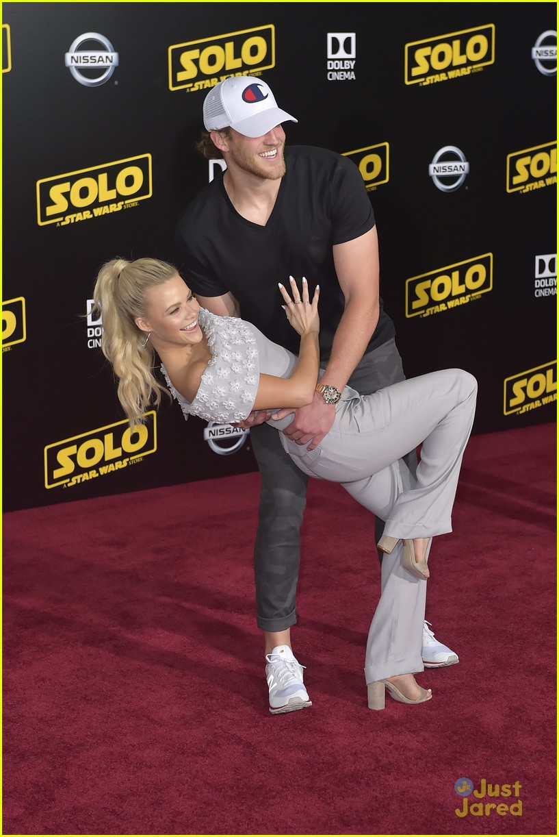 Full Sized Photo of lindsay hayley derek witney more solo premiere 07