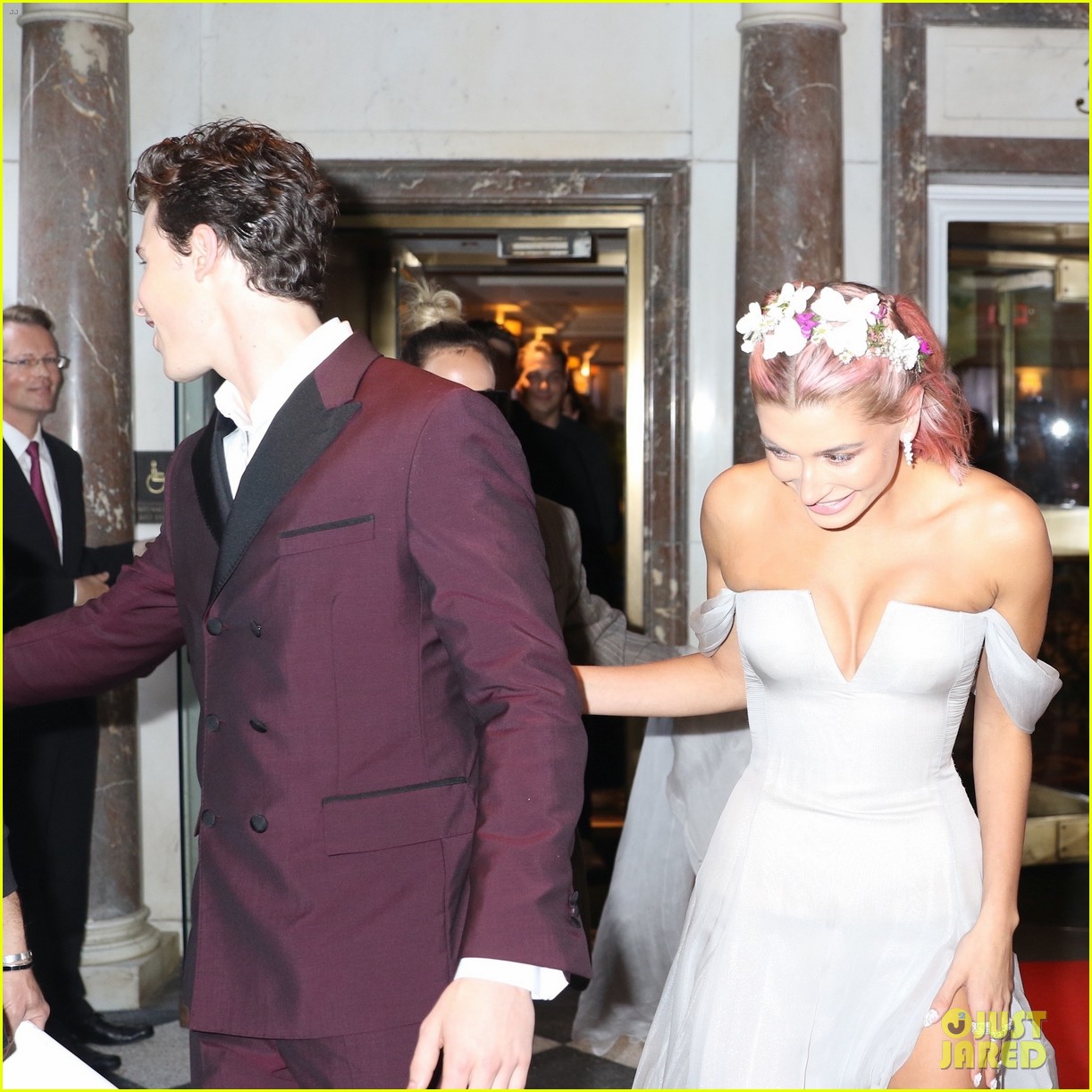 Shawn Mendes & Hailey Baldwin Confirm Relationship on Met Gala 2018 Red