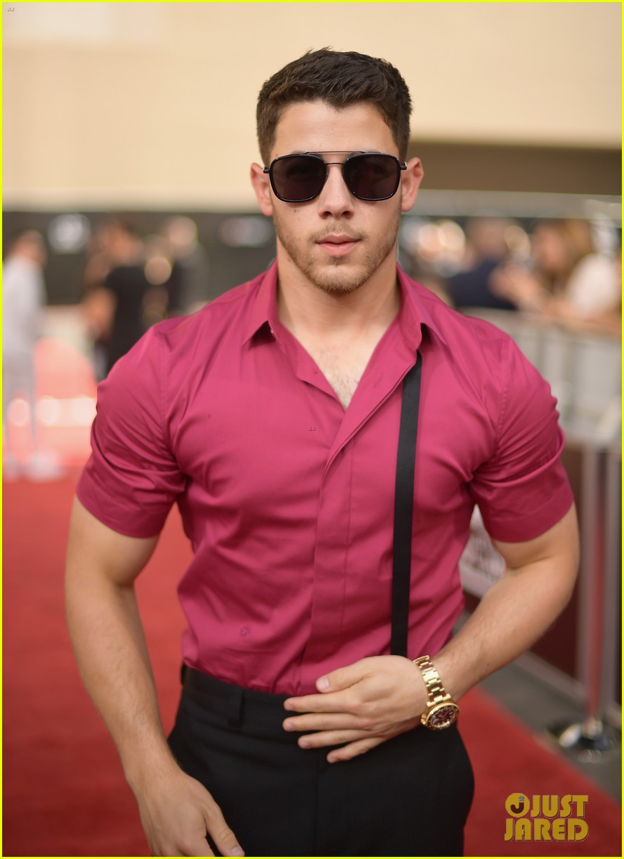 Nick Jonas' Dishes on Brother Joe's Bachelor Party at BBMAs 2018