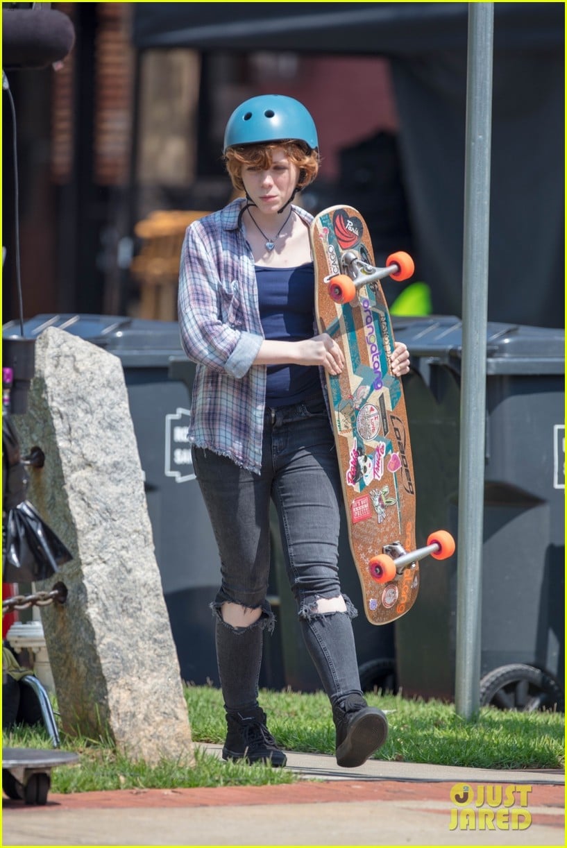 Sophia Lillis as Nancy Drew - First Look Photos! | Photo 1163417 ...