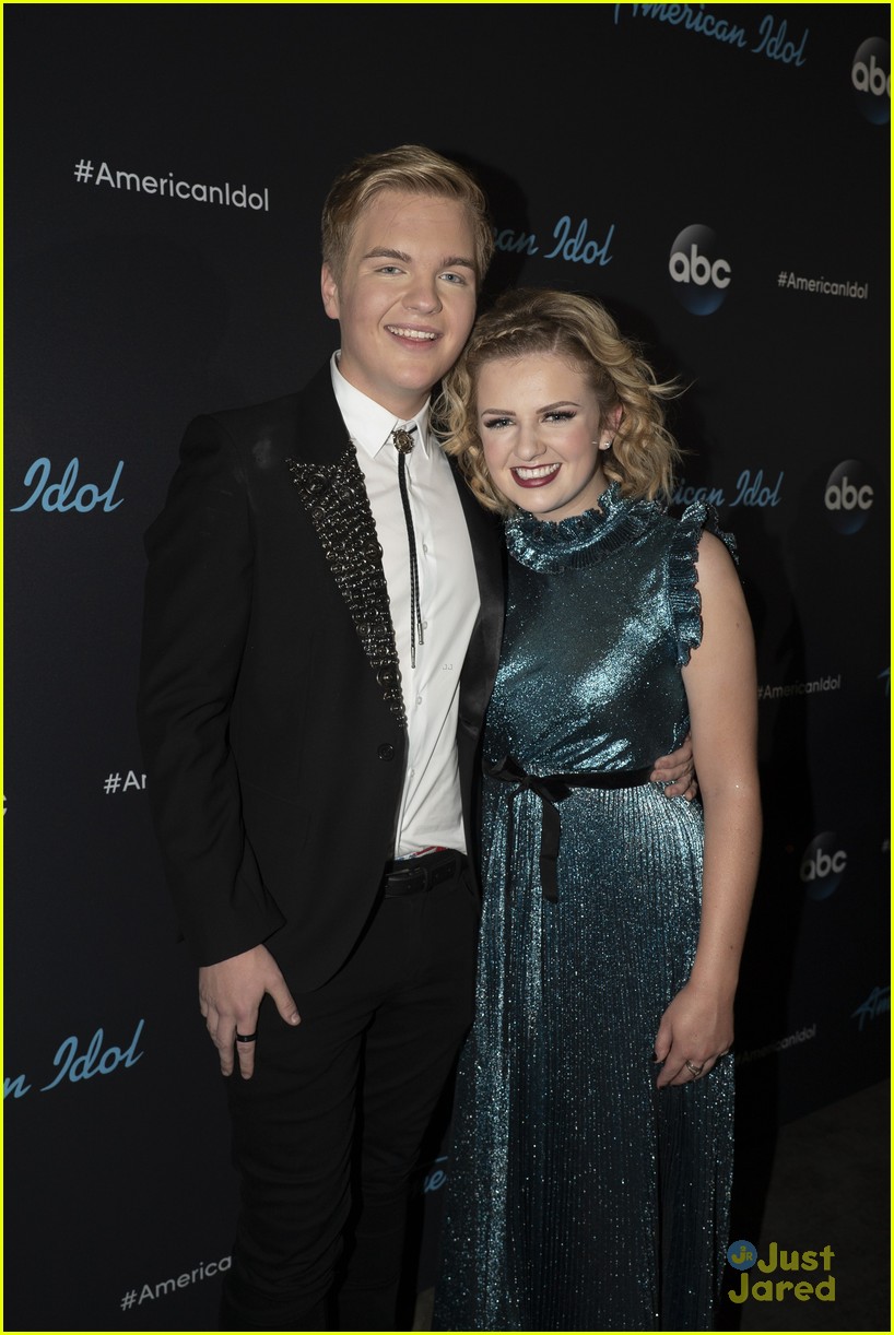 American Idol's Maddie Poppe & Caleb Lee Hutchinson Are Dating! | Photo ...