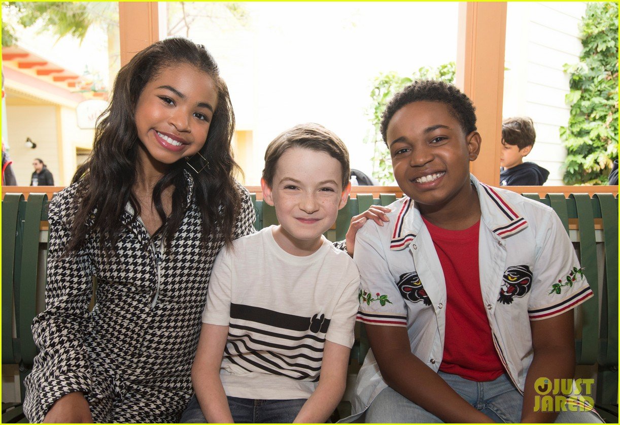 Raven Symone Joins 'Raven's Home' Cast at Disney Channel GO! Fan Fest