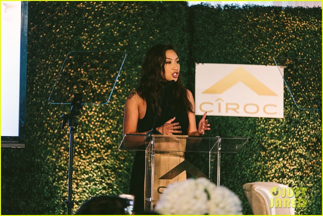 gina rodriguez and sophia bush share a hug at ciroc empowered womens brunch 16