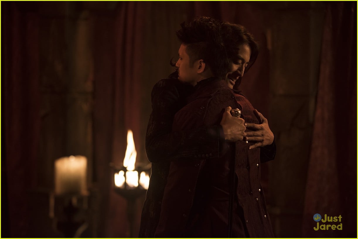 Full Sized Photo of shadowhunters two hour season finale stills 136 ...