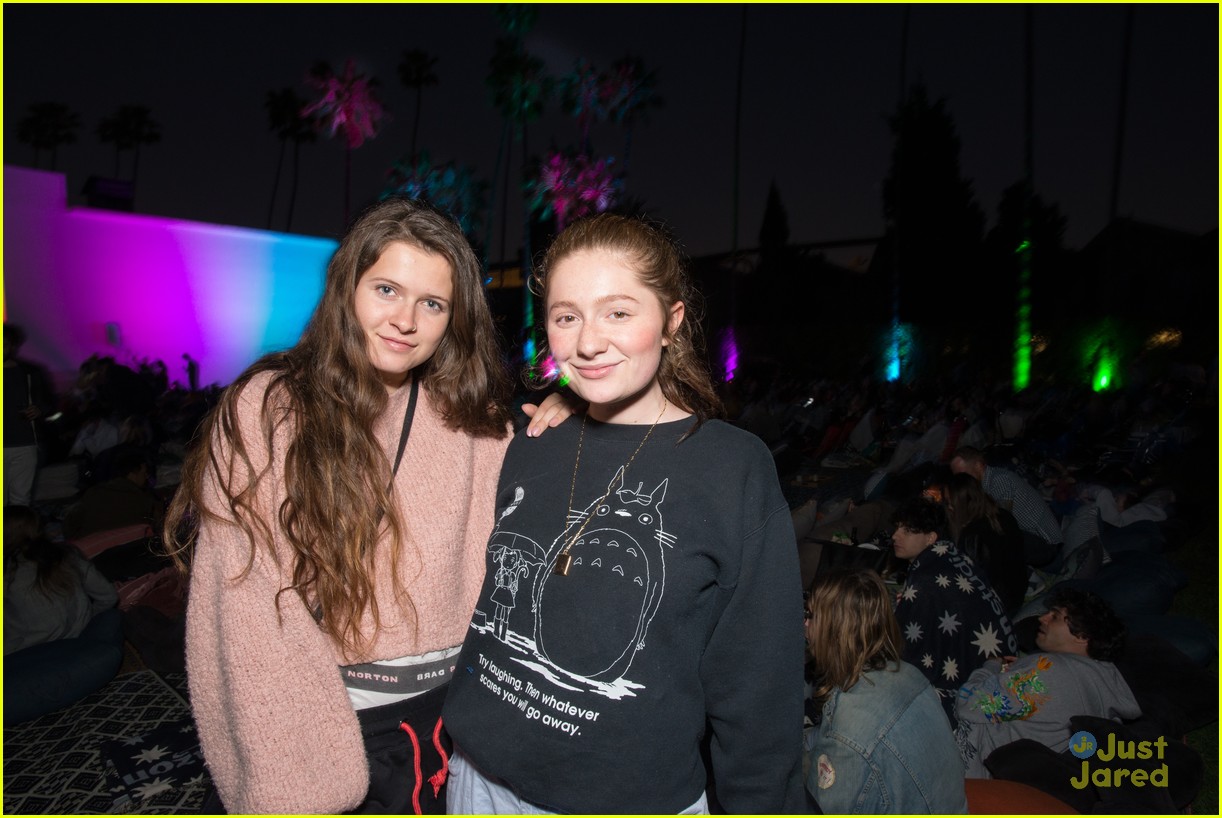 Alisha Boe Brings Little Brother To Cinespia Spirited Away Screening Photo 1164127 Alisha Boe Emma Kenney Pictures Just Jared Jr