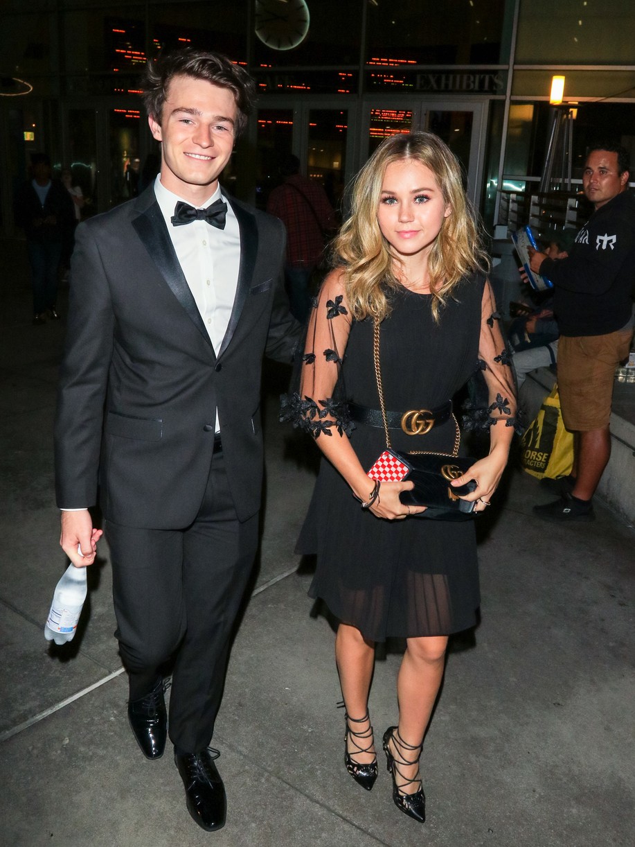 Brec Bassinger And Dylan Summerall Make It A Date Night At Damsel