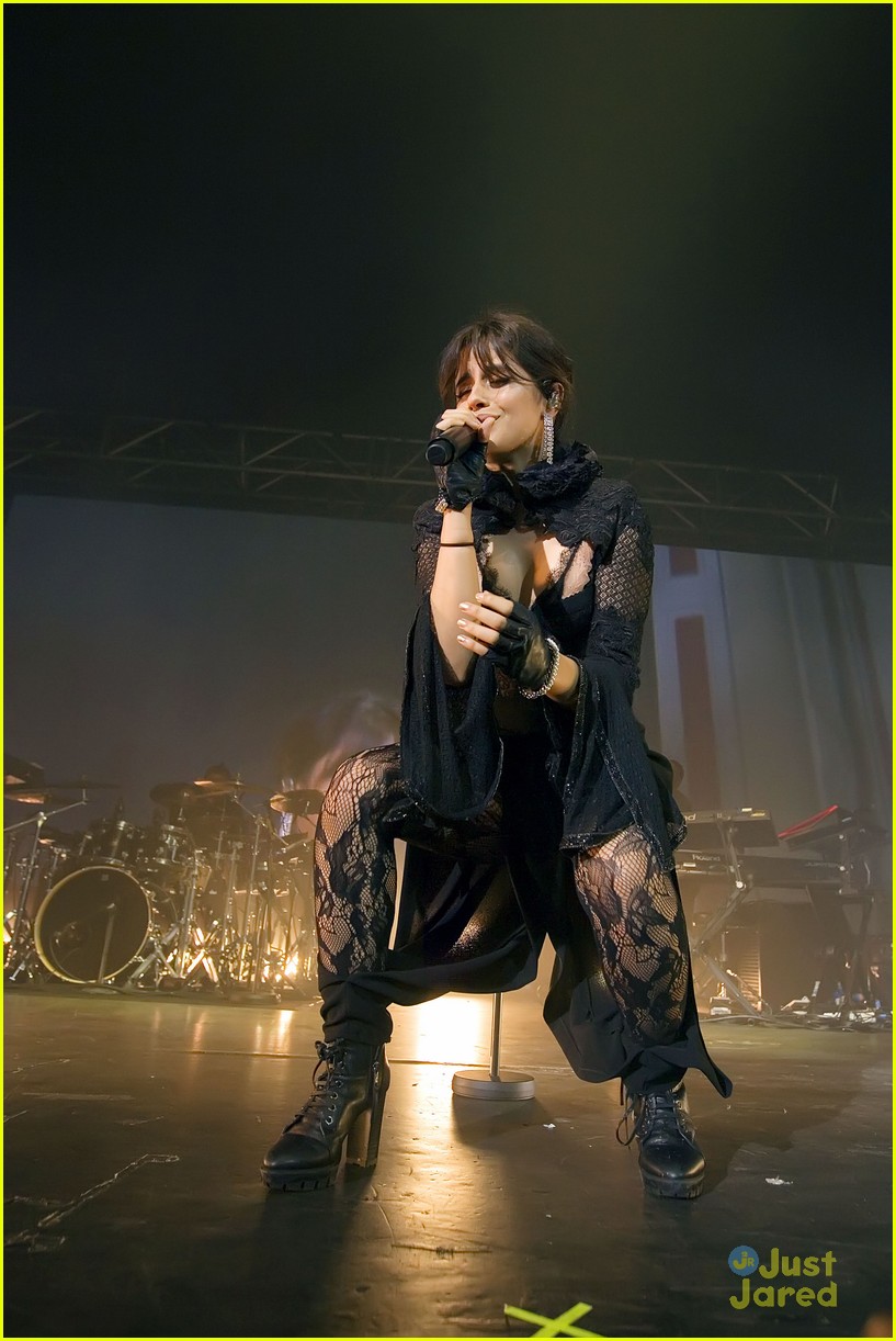 Full Sized Photo of camila cabello glasgow concert pics 14 | Camila ...