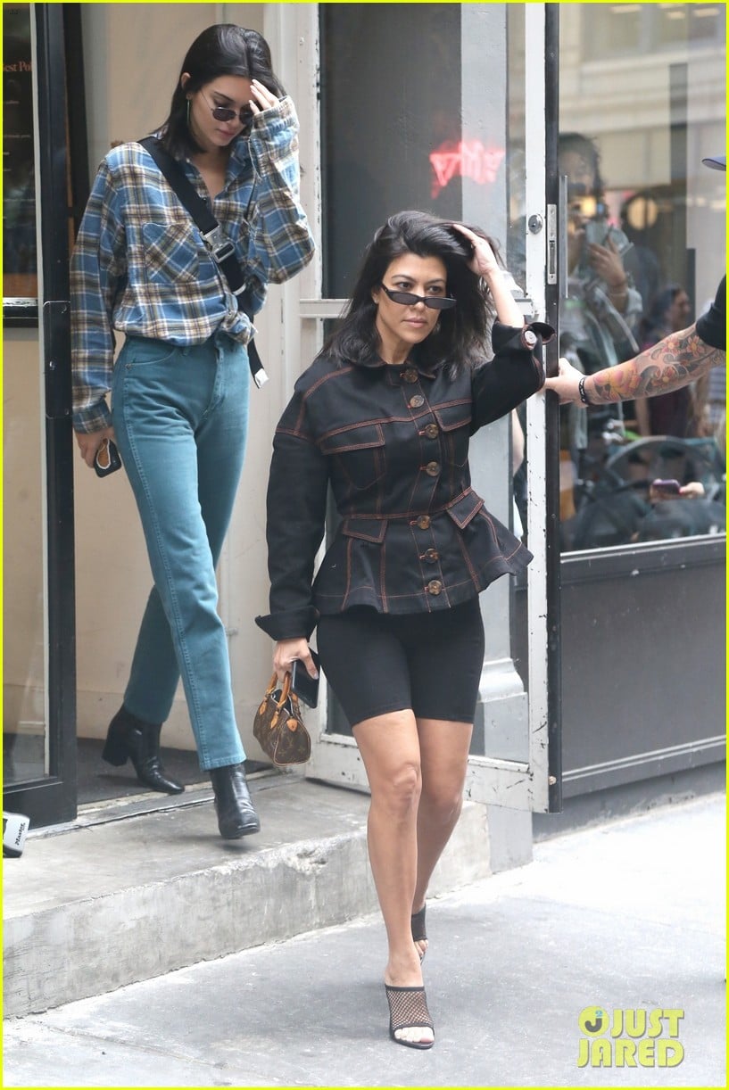 Kendall Jenner Grabs Lunch with Kourtney Kardashian After Eventful NYC