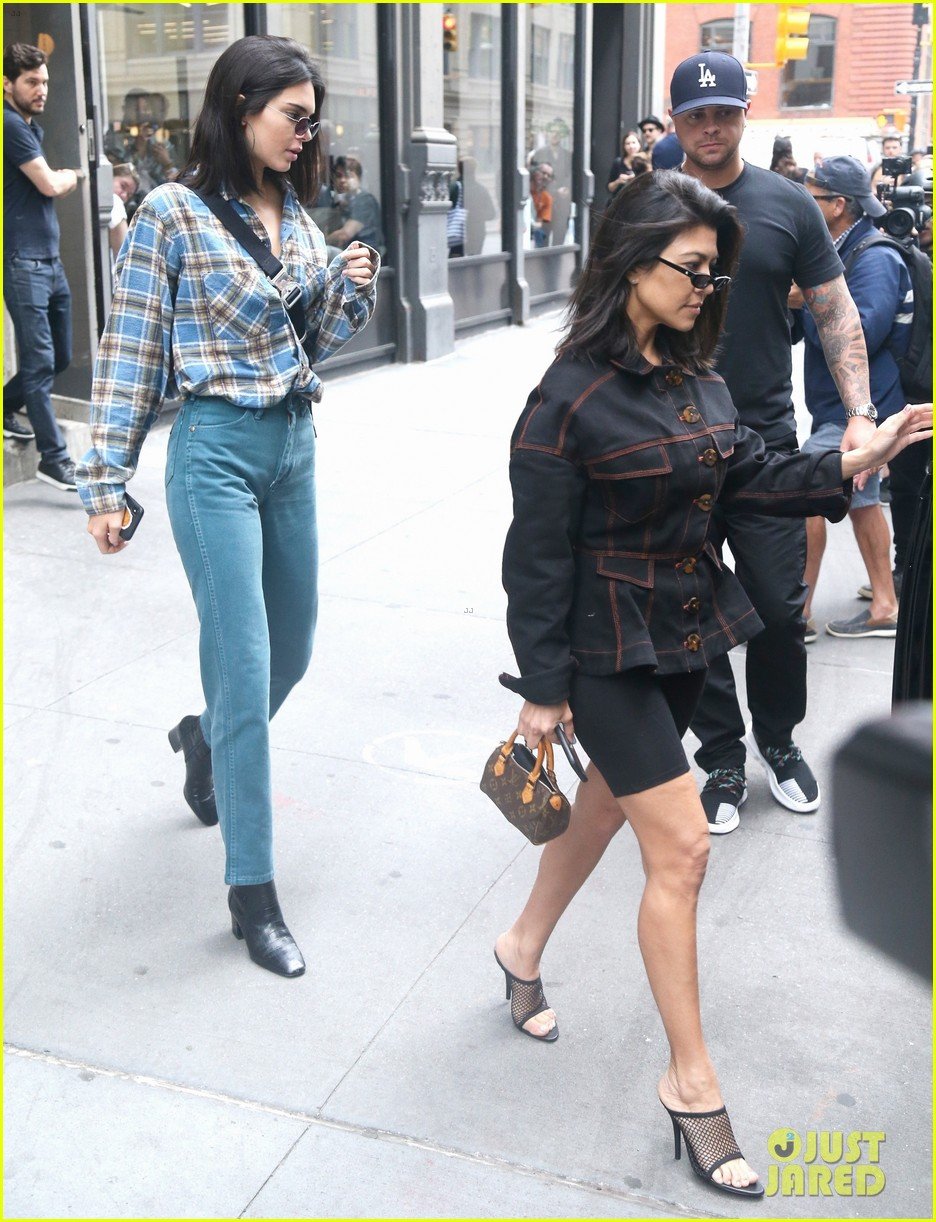 Full Sized Photo of kendall jenner kourtney kardashian step out