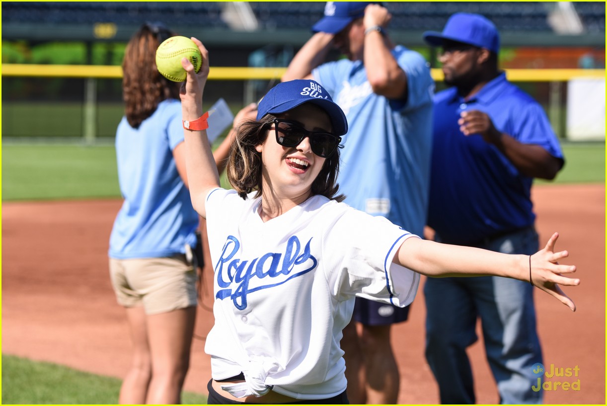 Laura Marano & Katherine McNamara Give Back At The Big Slick 2018