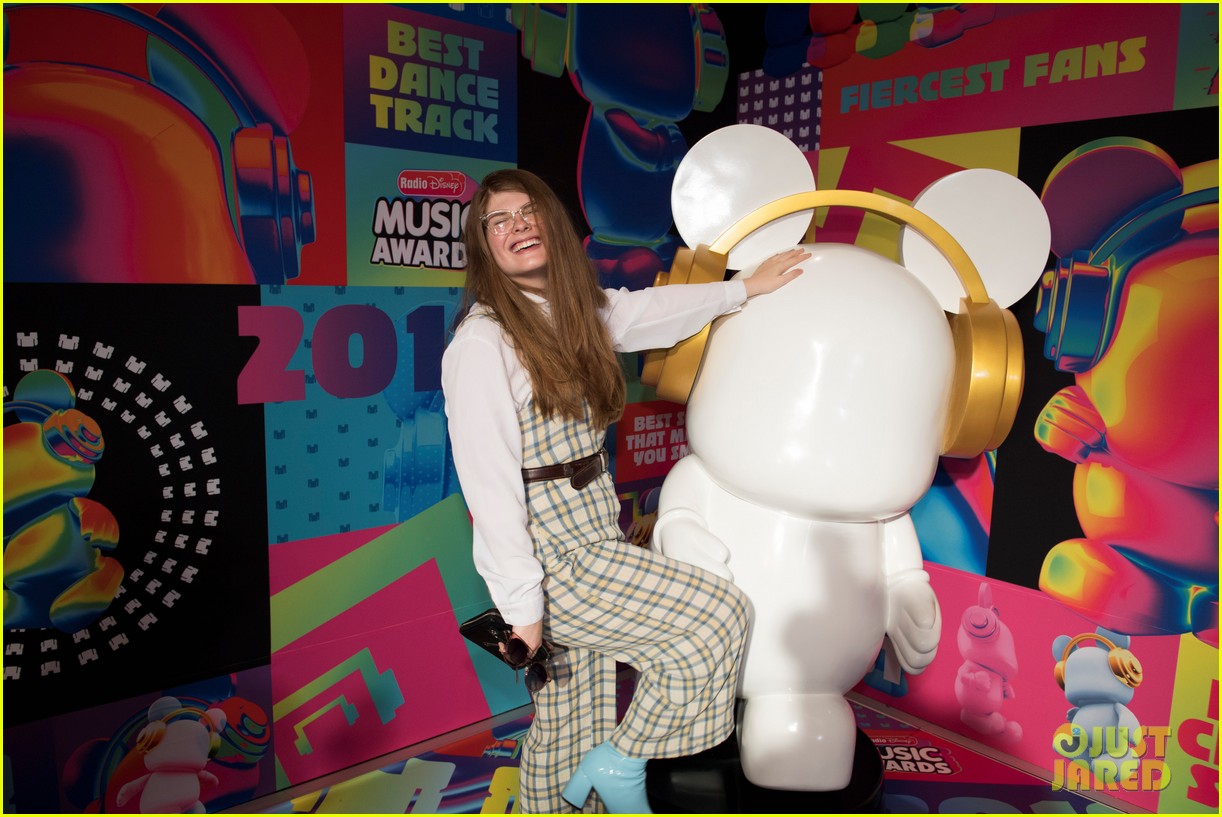 maddie poppe 2018 radio disney music awards 02