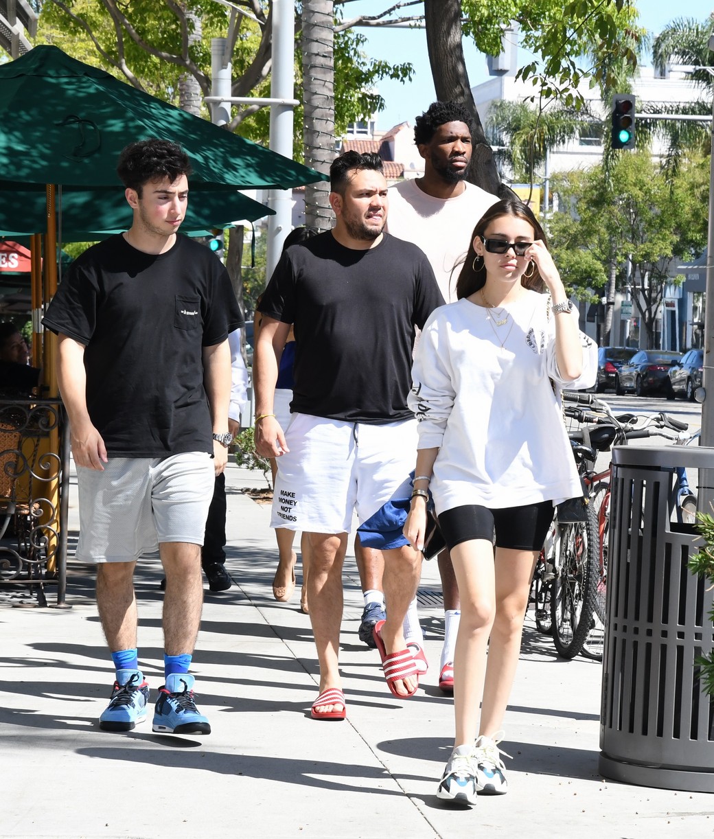 Full Sized Photo of madison beer zack bia lunch friends delilah home