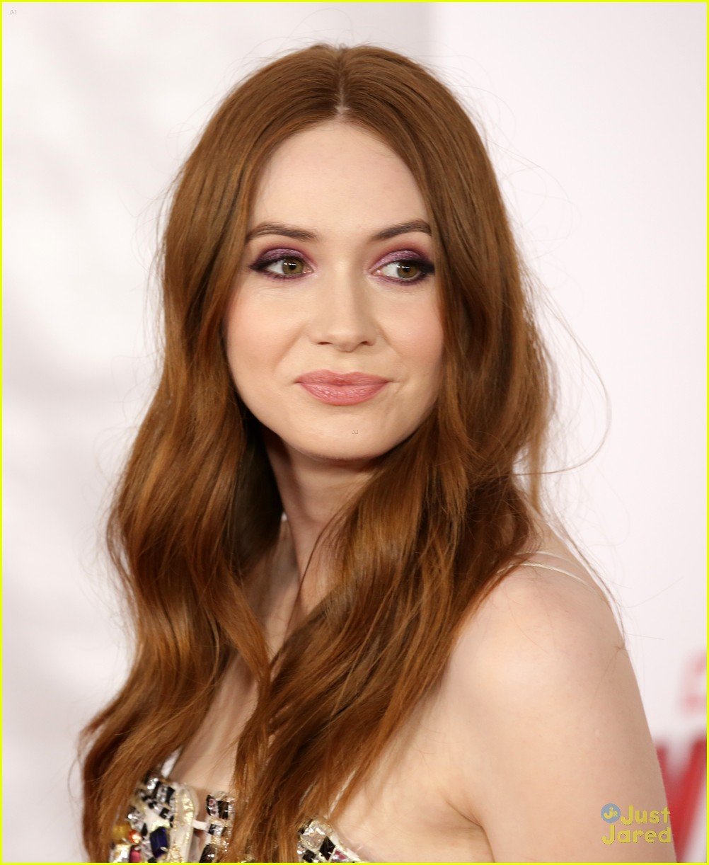 meg donnelly rosanna pansino hair styles ant man premiere 10