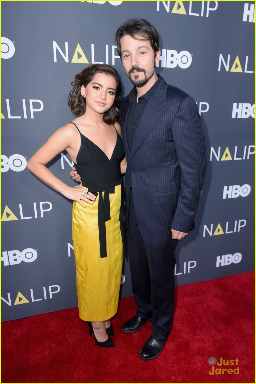 Full Sized Photo of isabela moner nalip media awards 15 | Isabela Moner