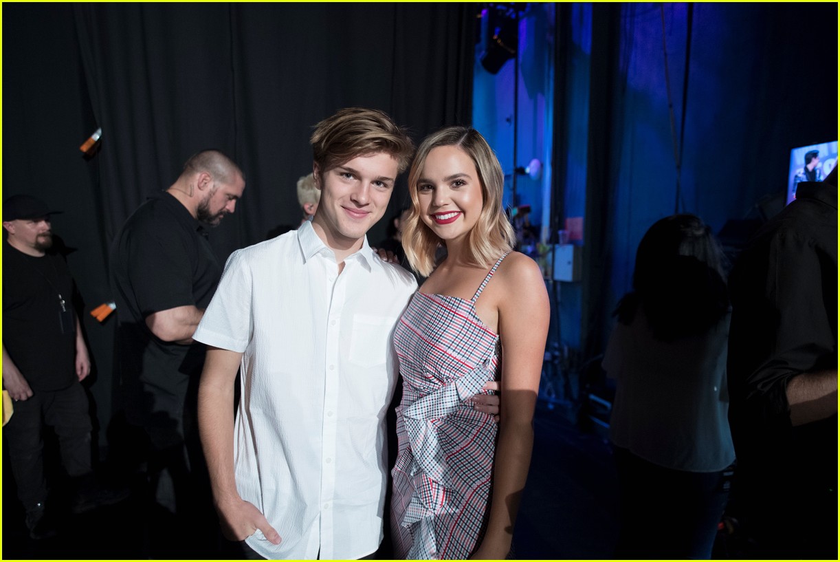 backstage at the radio disney music awards see the moments you missed on tv 04