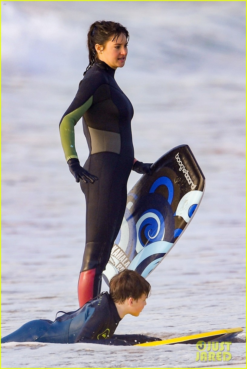 Full Sized Photo of shailene woodley boogie boarding big little lies