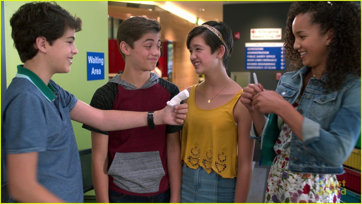 Fans Think Sofia Wylie Is Leaving 'Andi Mack' After Reading This ...