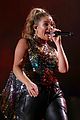 lennon maisy stella join lauren alaina at cma fest night 2018 02