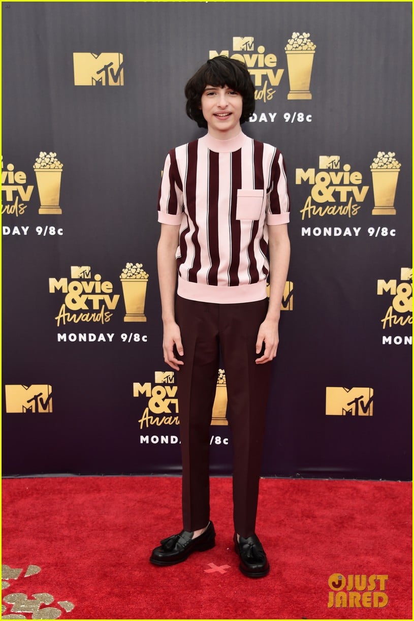 Full Sized Photo of stranger things mtv movie tv awards 15 'Stranger