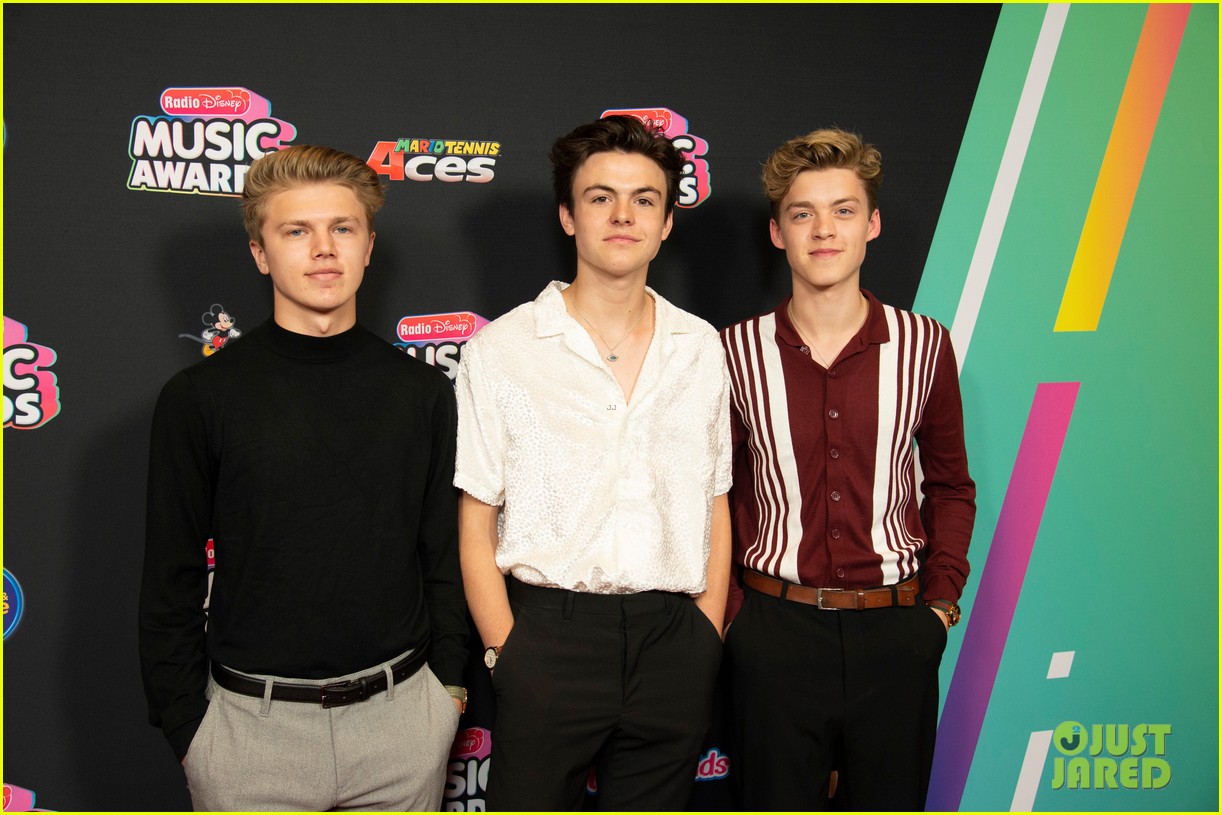 The Vamps Join JAGMAC, New Hope Club, & CB30 at Radio Disney Music ...