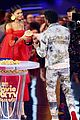 zendaya presents chadwick boseman with best performance in a movie at mtv movie tv awards 15