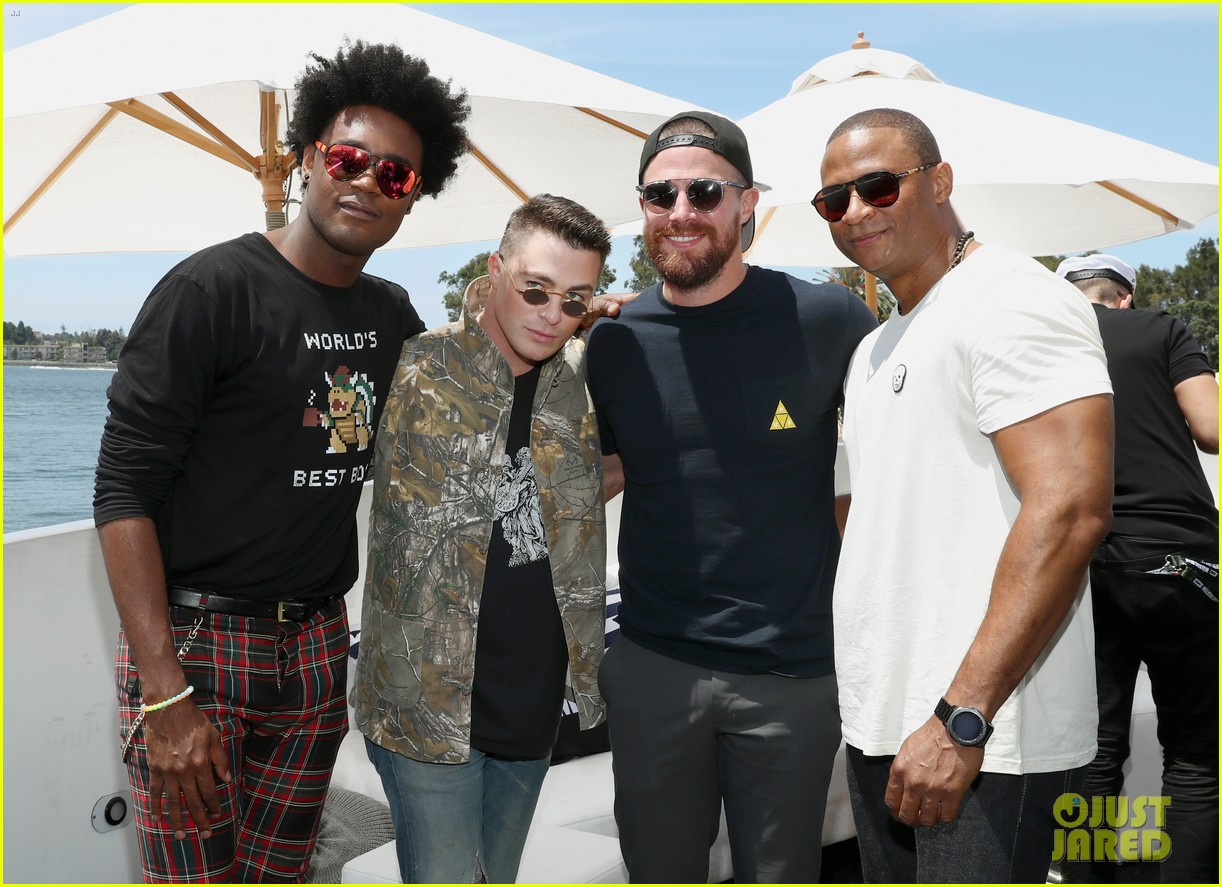 The 'Arrow' Cast Debuts Season 7 Trailer at ComicCon Watch! Photo