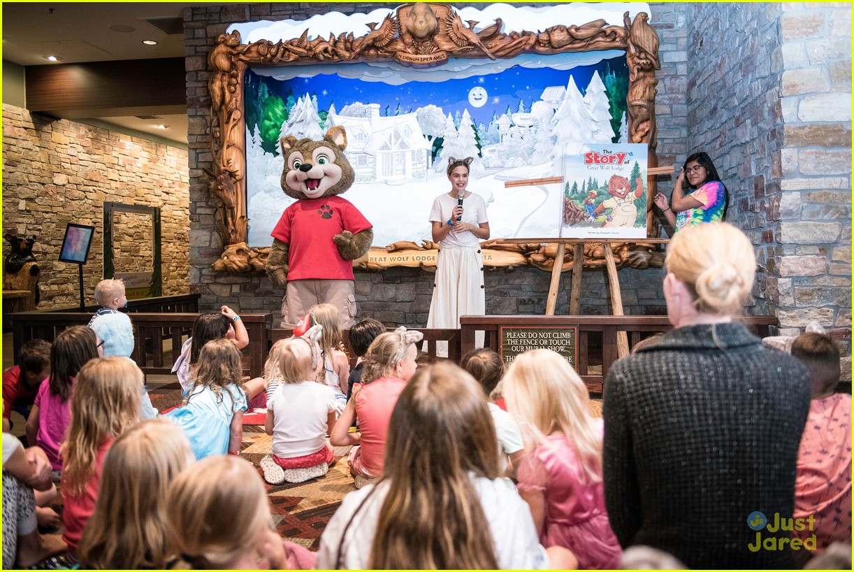 Bailee Madison Takes Fun Family Vacation To Great Wolf Lodge in