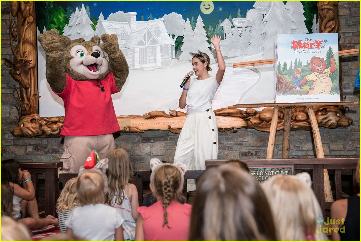 Bailee Madison Takes Fun Family Vacation To Great Wolf Lodge in