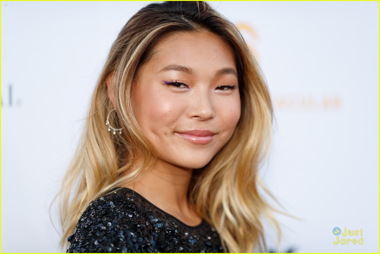 Chloe Kim & Amy Purdy Honored With Inspirational Athlete Awards at ...