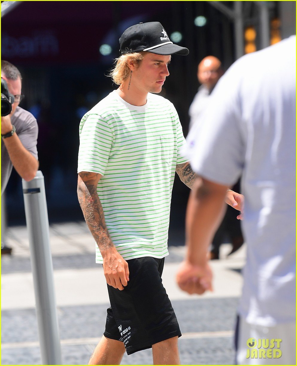 Justin Bieber & Hailey Baldwin Are Back in New York After Getting ...