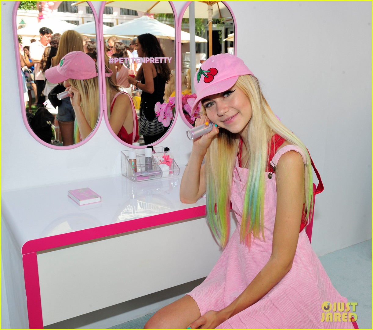 Jordyn Woods Joins Jessie Paege &amp; Loren Gray at Beauty Launch Event ...