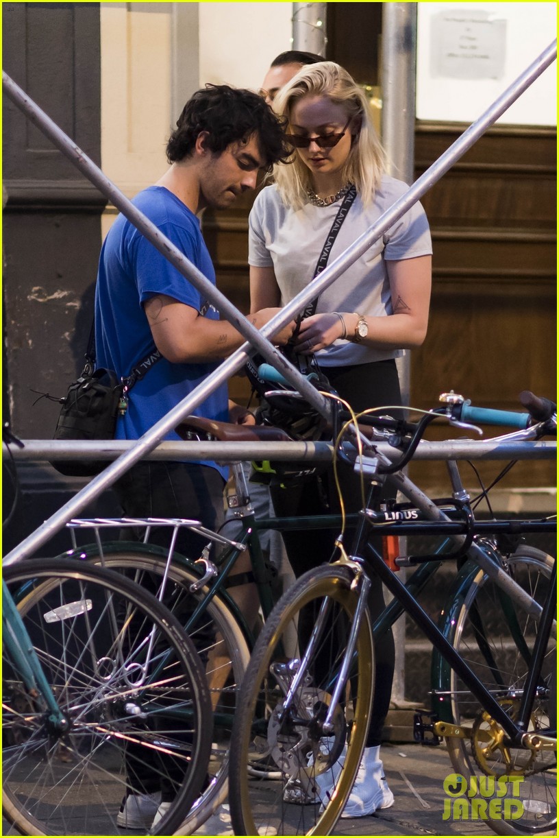 Joe Jonas And Sophie Turner Ride Their Bikes Home After Getting Tattoos Photo 1173924 Photo 