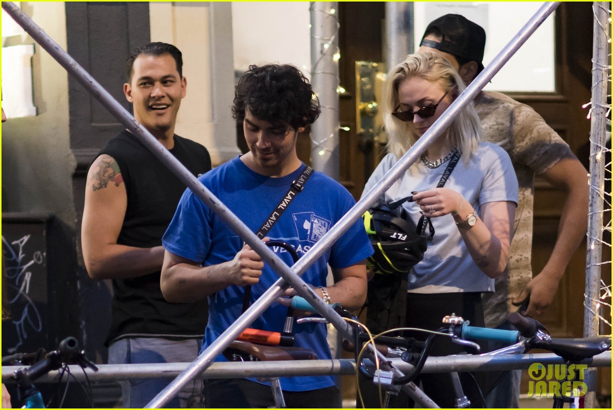 Joe Jonas And Sophie Turner Ride Their Bikes Home After Getting Tattoos Photo 1173932 Photo 