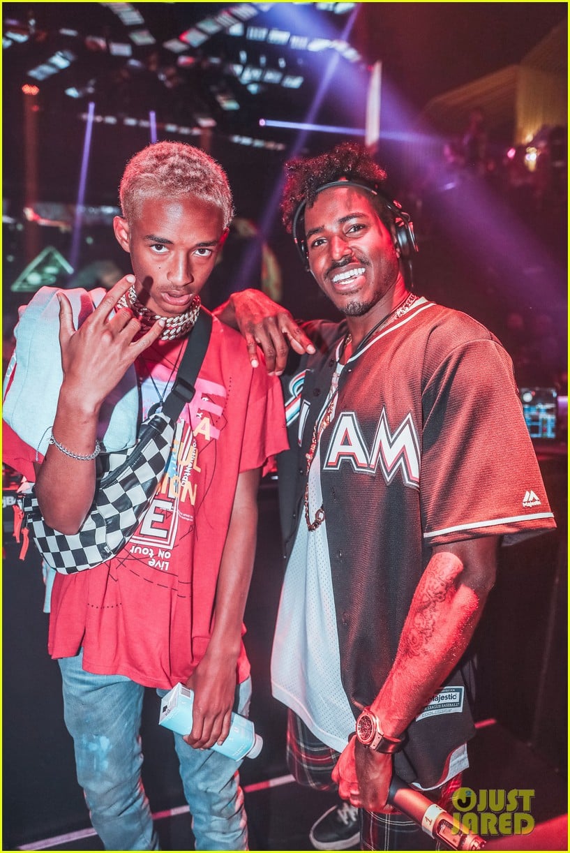 Full Sized Photo of jaden smith takes the stage at his 20th birthday