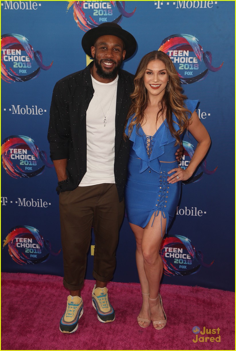 Allison Holker & Stephen 'tWitch' Boss Get Flirty at Teen Choice Awards