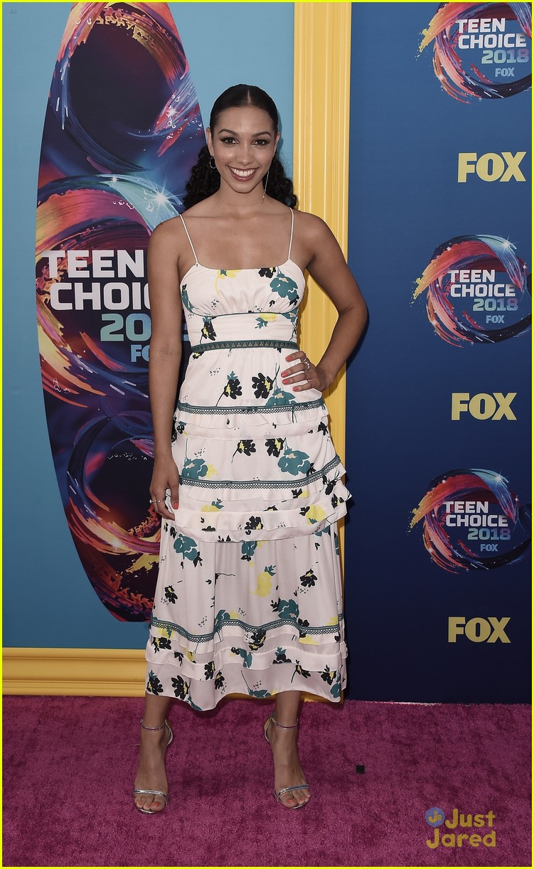 Allison Holker & Stephen 'tWitch' Boss Get Flirty at Teen Choice Awards