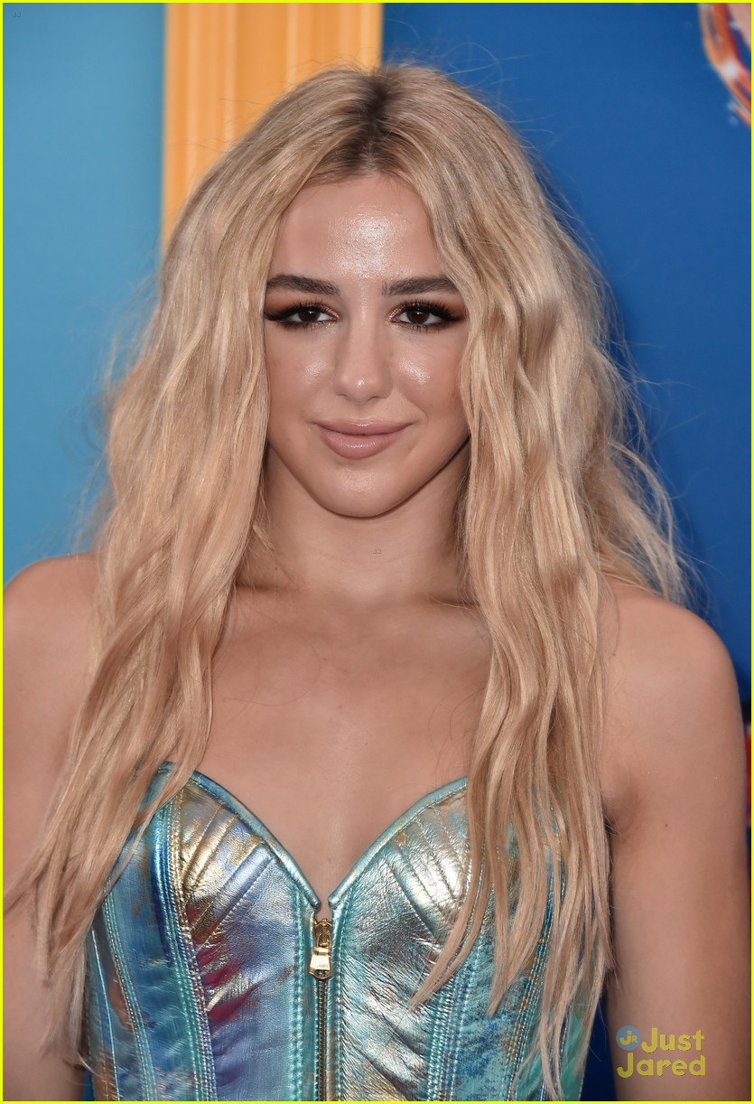 Chloe Lukasiak is a Holographic Hottie at Teen Choice Awards 2018