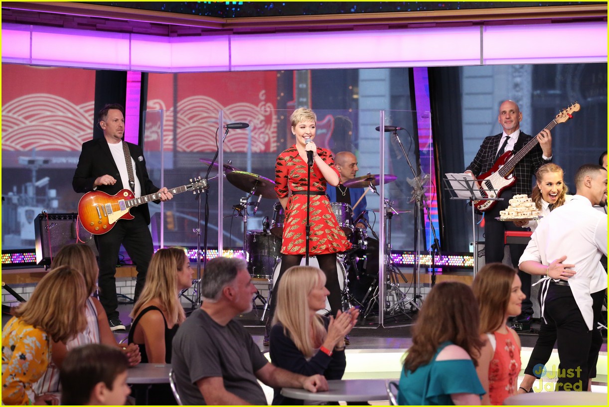 Cozi Zuehlsdorff Performs 'At Last It's Me' From 'Freaky Friday' on GMA