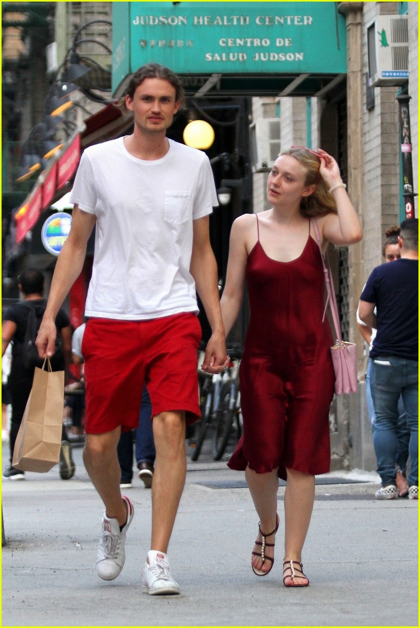 dakota fanning henry frye august 2018 nyc 02