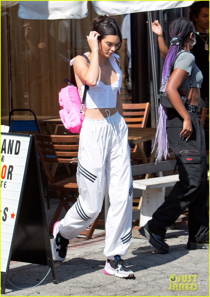 Kendall Jenner Slays in Orange Flame-Inspired Heels: Photo 1175814 | Ben  Simmons, Justine Skye, Kendall Jenner Pictures | Just Jared Jr.