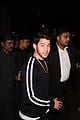 nick jonas lands in india with his parents 03
