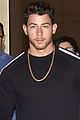 nick jonas lands in india with his parents 04